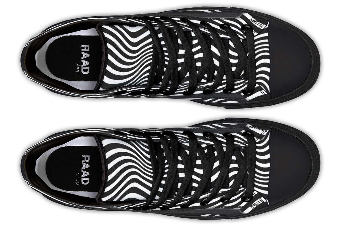 Monochrome Wavy Surface Black And White Curved Lines